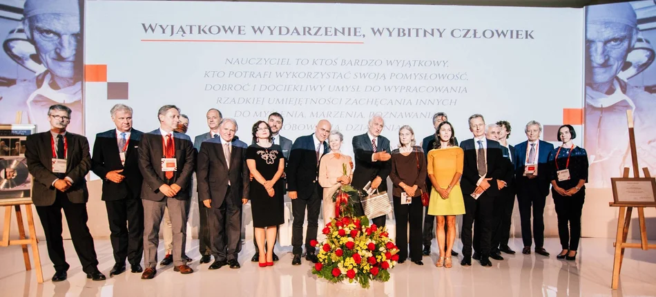 Światowe autorytety chirurgii naczyniowej spotkały się w Warszawie - Obrazek nagłówka