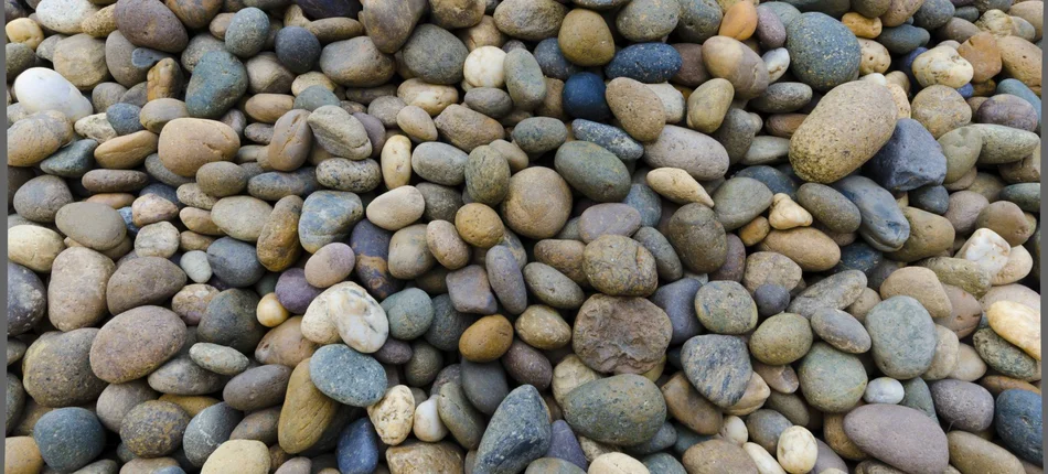 Kamień na kamieniu - Obrazek nagłówka