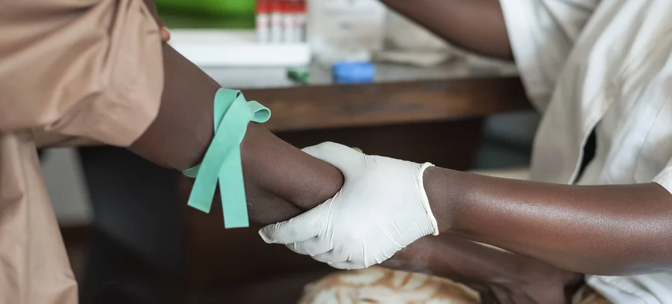 Ebola najgroźniejsza dla pielęgniarek - Obrazek nagłówka