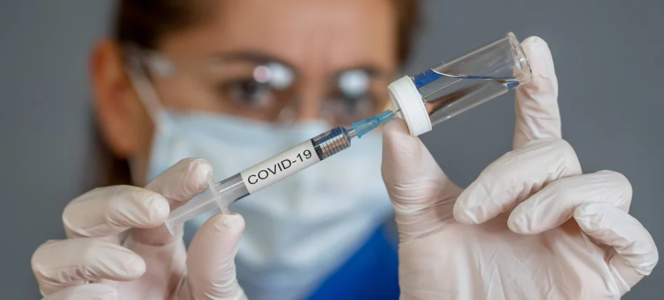Warszawski Uniwersytet Medyczny rozpoczął szczepienia przeciwko COVID-19
 - Obrazek nagłówka