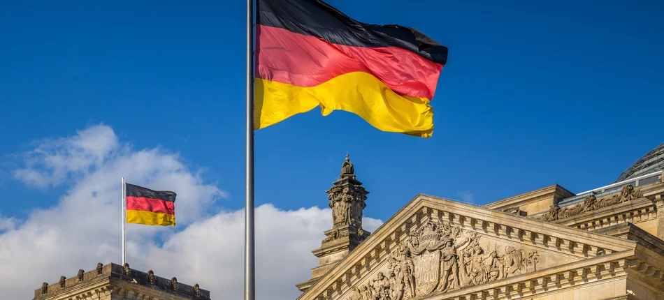 Niemcy wprowadziły „lockdown” dla osób niezaszczepionych - Obrazek nagłówka