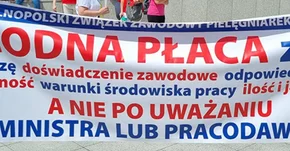 Pielęgniarki protestują. Manifestacja w Tarnowie