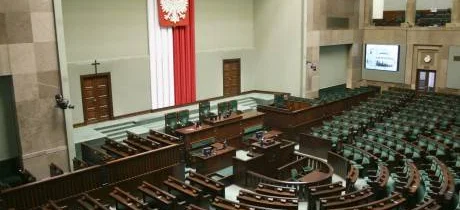 Sejm: Posłowie pytają o refundację herceptyny i lepszą opiekę nad pacjentami przyjmującymi chemioterapię - Obrazek nagłówka