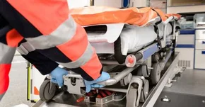MZ: Pracodawcy odpowiadają za brak podwyżek dla ratowników medycznych