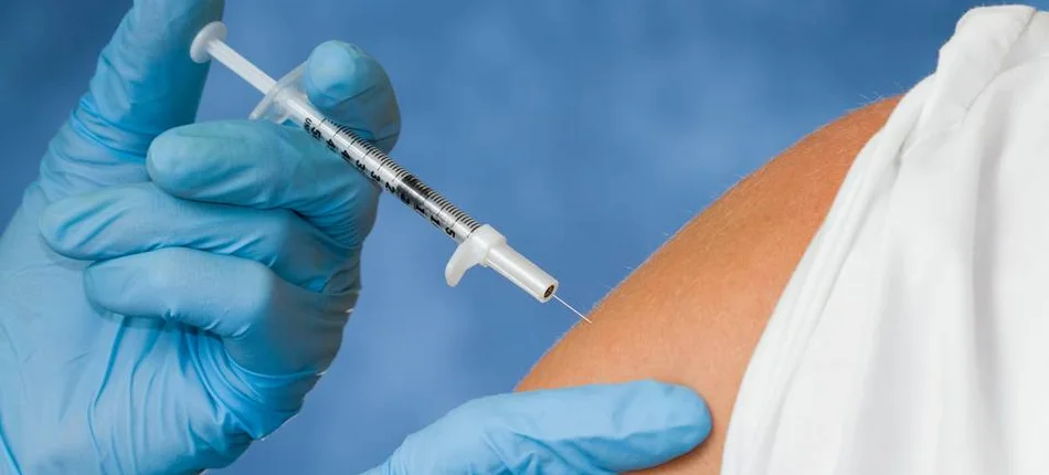 Szczepionka przeciw grypie: MZ planuje ograniczenia w dostępie - Obrazek nagłówka
