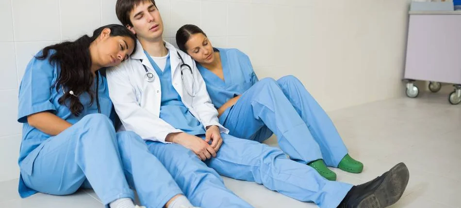 4 sposoby na pomaganie pracownikom ochrony zdrowia w czasie epidemii - Obrazek nagłówka