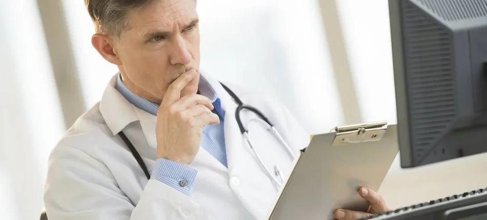 Lekarze, którzy nie posiadają dostępu do systemów gabinetowych, mają problem z wystawieniem e-zwolnień  - Obrazek nagłówka