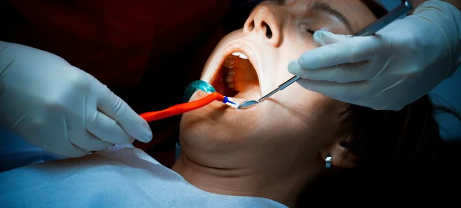 Co drugi człowiek na świecie zaniedbuje zdrowie jamy ustnej - Obrazek nagłówka