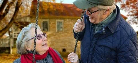 Starzejące się społeczeństwo – nowe wyzwania ekonomiczne, społeczne i zdrowotne - Obrazek nagłówka