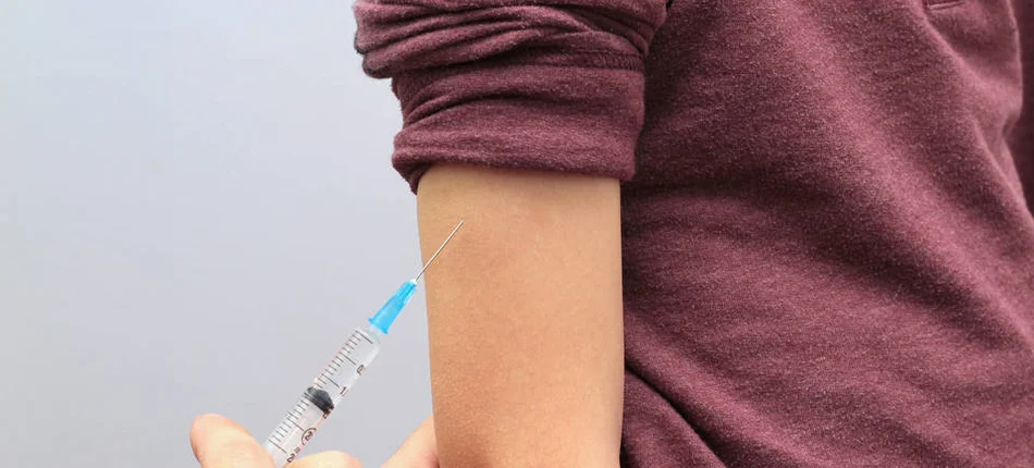 Program bezpłatnych szczepień przeciwko HPV od września obejmie także chłopców  - Obrazek nagłówka