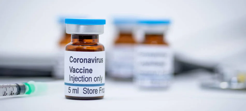Pierwsze partie szczepionki przeciw COVID-19 na początku 2021 r.? Jest informacja producenta - Obrazek nagłówka