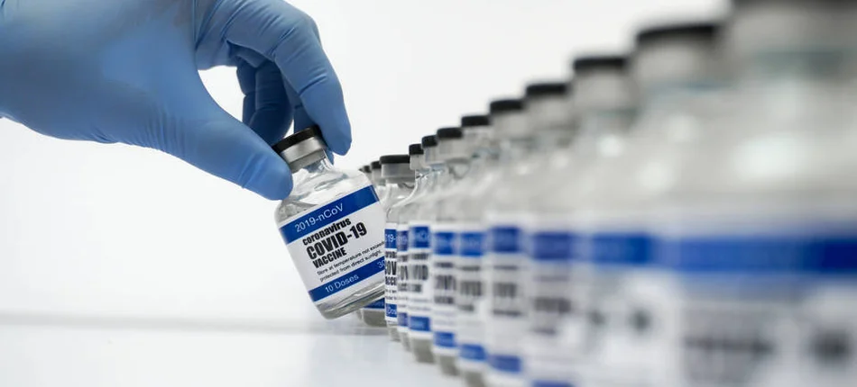 FDA przestrzega przed „majstrowaniem” przy dawkowaniu szczepionek - Obrazek nagłówka