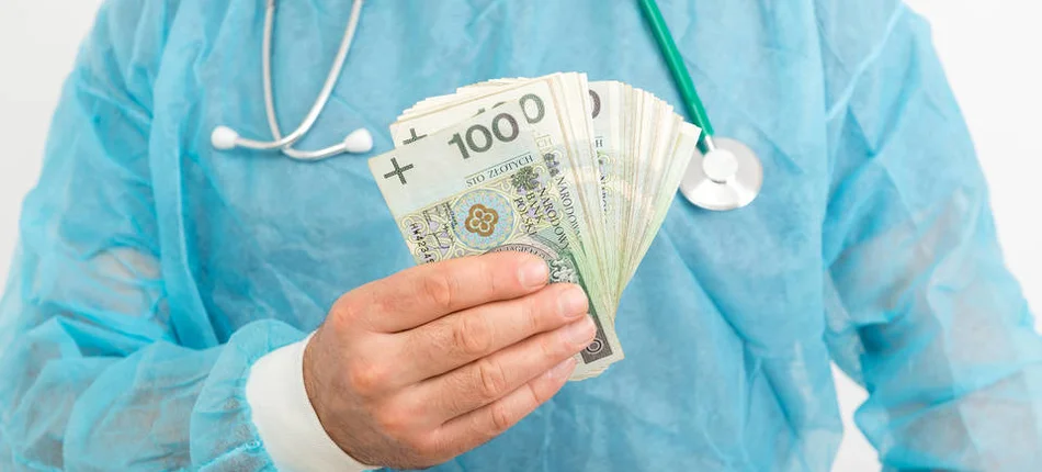GUS: Największy wzrost wynagrodzeń w ochronie zdrowia - Obrazek nagłówka