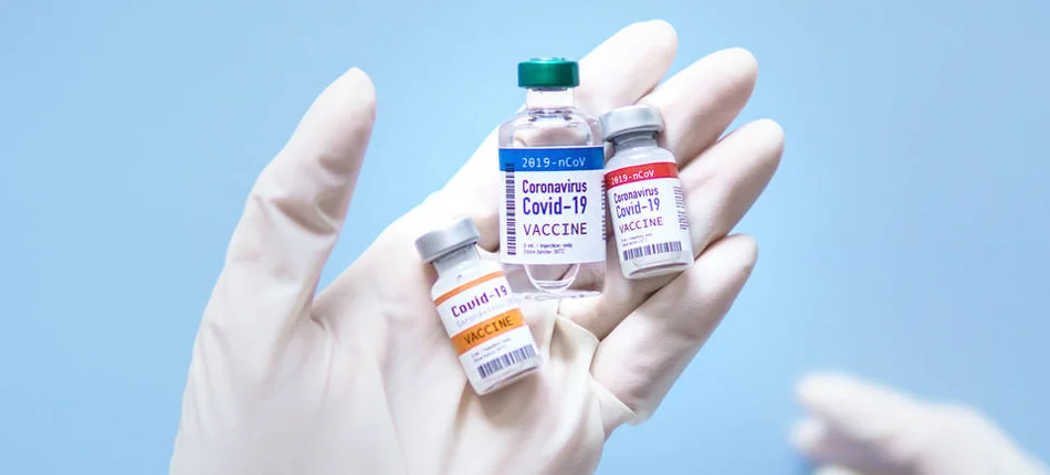 Scientists compared three COVID vaccines. How long (and specifically against what) do they protect us? - Header image
