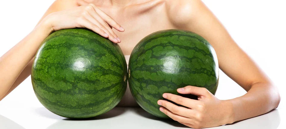 Gigantomastia: large breasts – huge problem - Header image